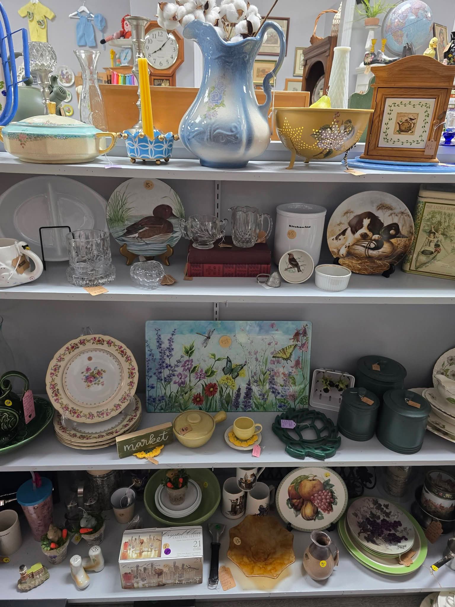 Ceramics and collectibles